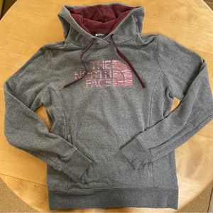 North Face Women’s Small Metallic Gray Dark Plum Half Dome Sweatshirt Hoodie